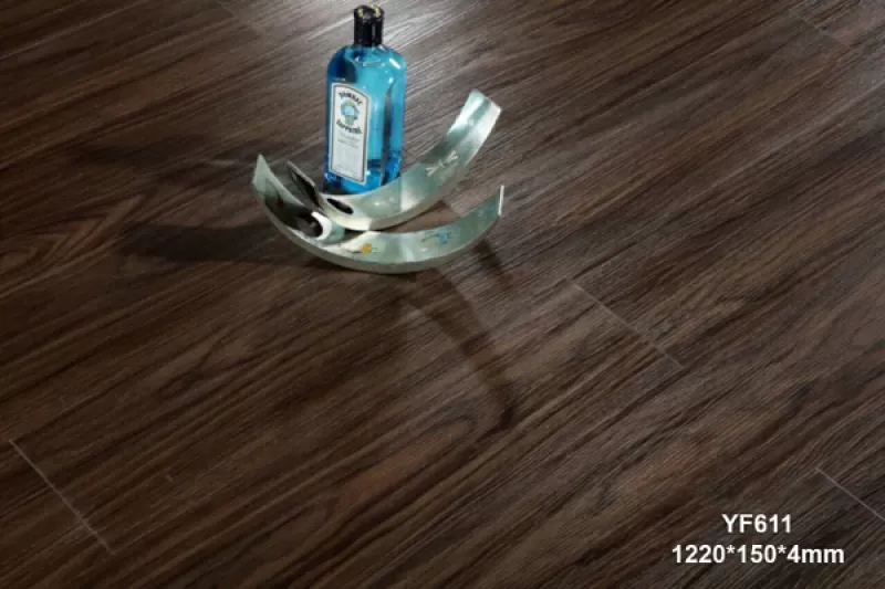 Sàn nhựa hèm khóa HT Floor 4mm mã YF611