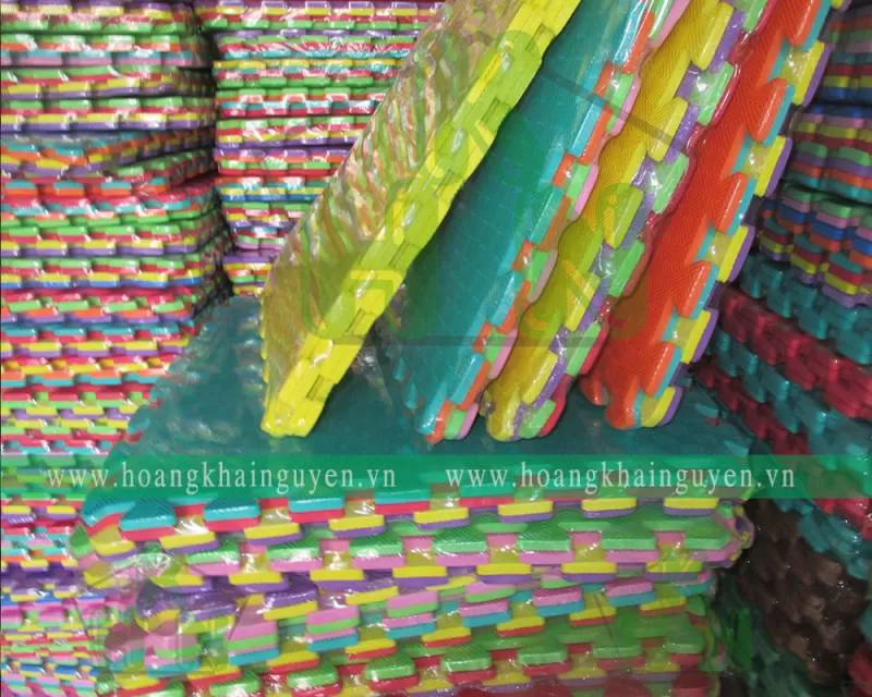 Thảm lót nền nhà hoa văn tươi trẻ | Thảm cao su công nghiệp