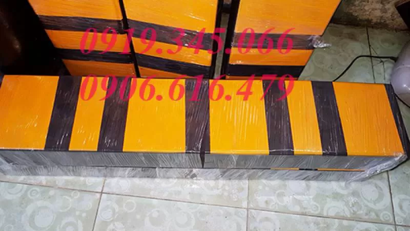 Đệm cao su chống va quận 5