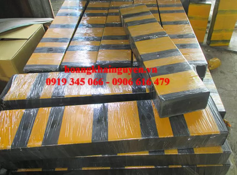 Đệm cao su chống quận thủ đức