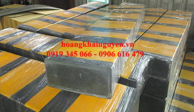 Đệm cao su chống va quận bình thạnh