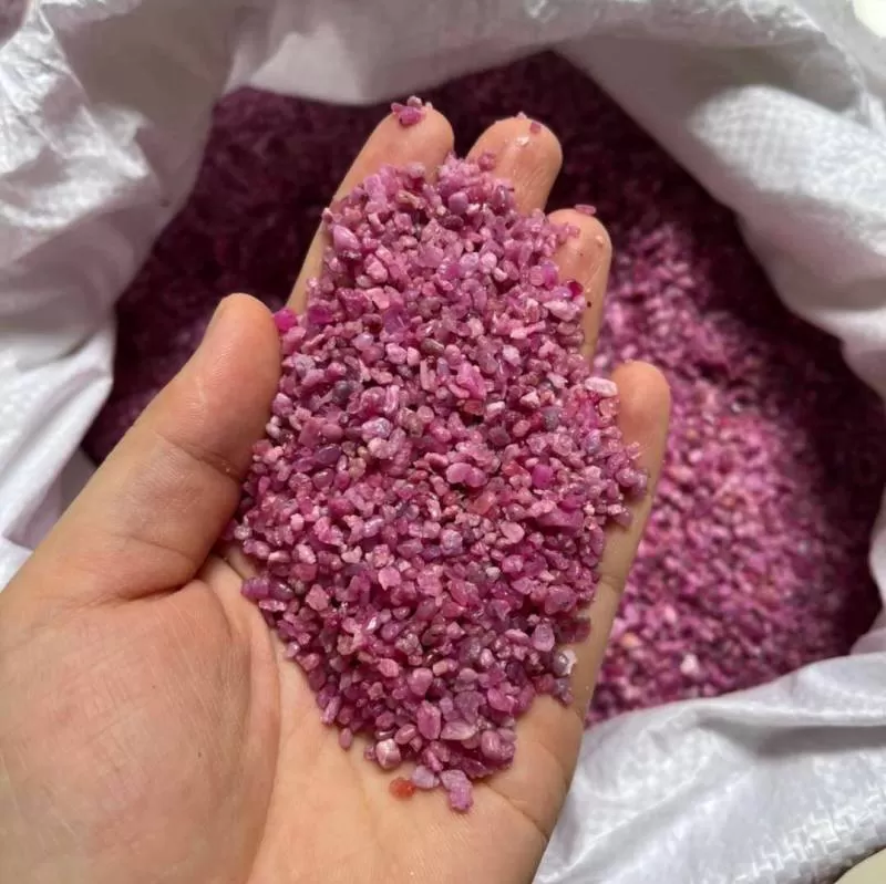 Ruby Mắt Tôm Vip