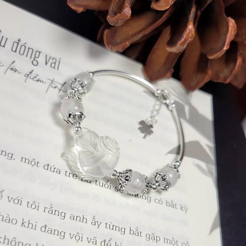 Vòng Tay Hồ Ly Thạch Anh Trắng Mix Charm Bạc