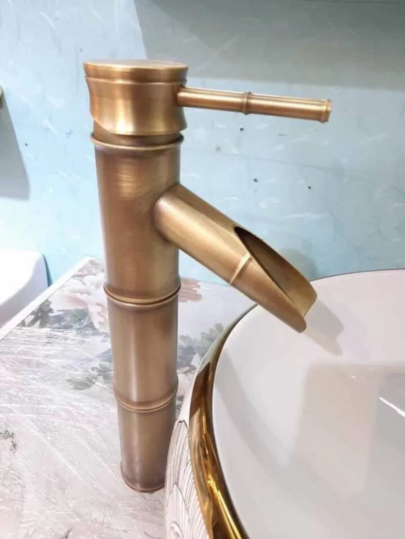 Vòi rửa mặt cây trúc nóng lạnh Homaya30cm MV11