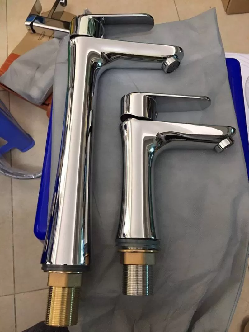 Vòi rửa mặt nóng lạnh Homaya 30cm MT 08