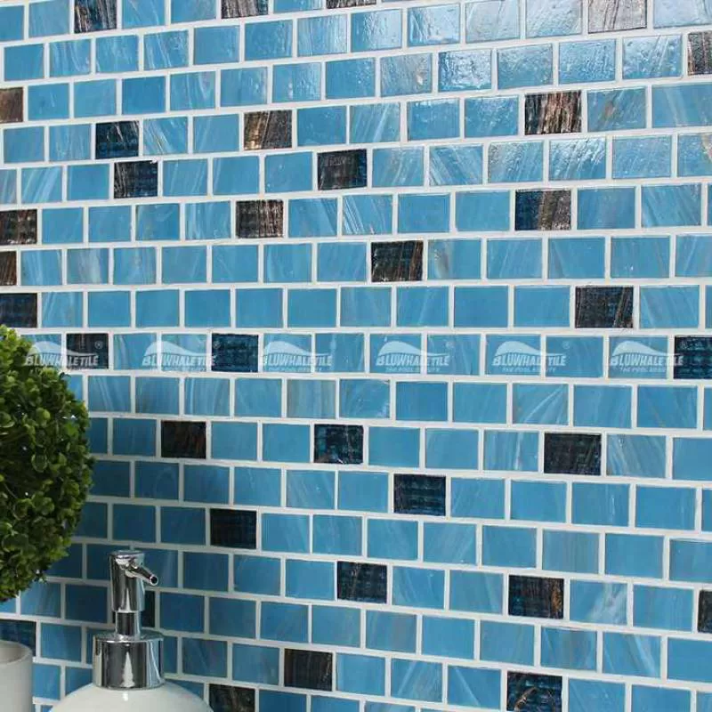 Hot Sale Commercial Hotel Villa Aqua Project Hot-Melting Luminous Brick Bond 20x30mm Blue Mixed Swimming Pool Glass Mosaic