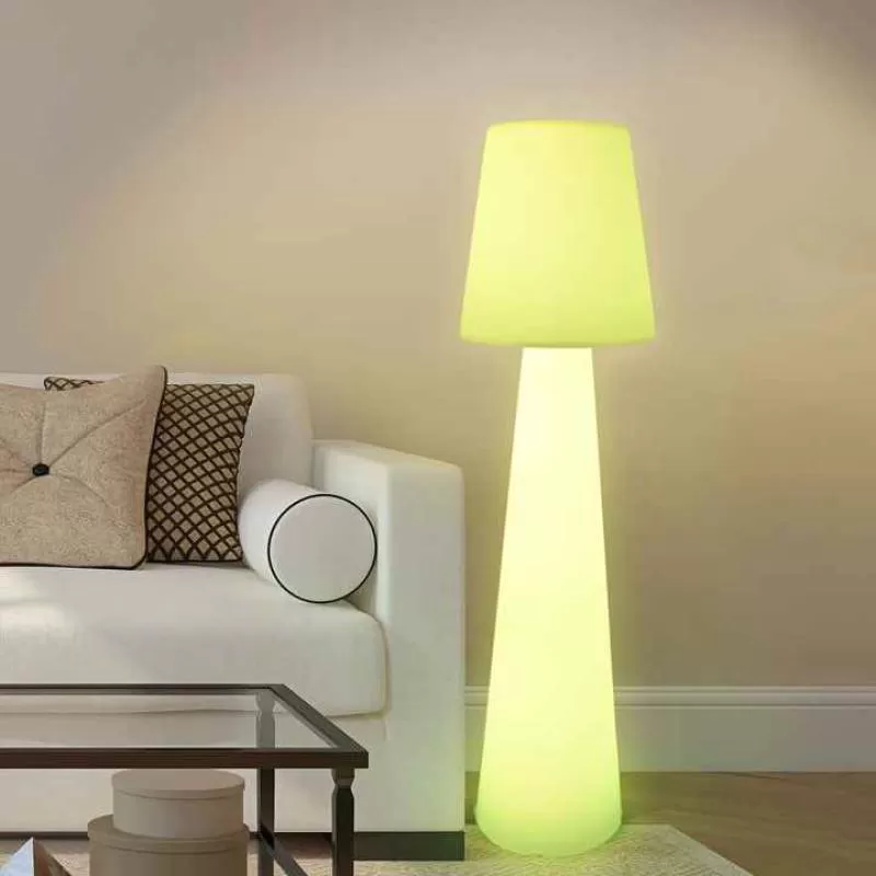 High Quality Modern LED Floor Lamp RGB Color Large Size Plastic Body for Hotels and Gardens