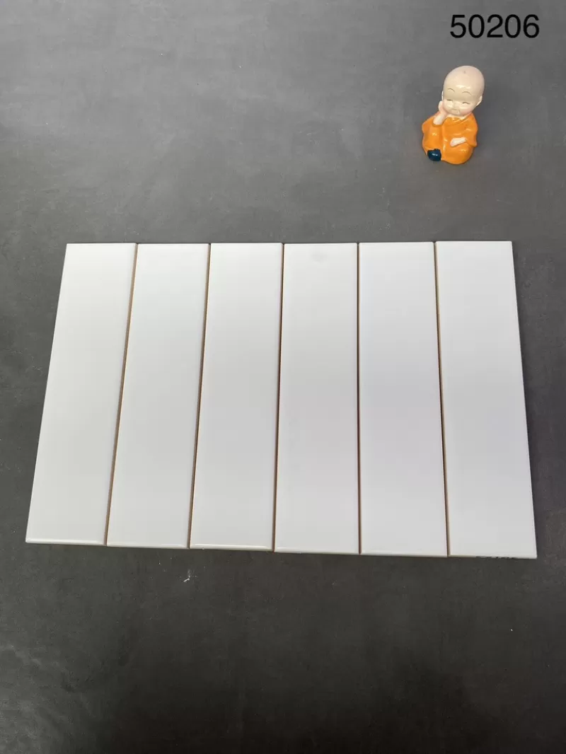 Gạch thẻ trắng mờ phẳng KT 50x200mm mã STA50206