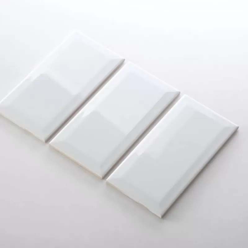 Gạch thẻ vát cạnh trắng bóng KT 75x150mm 07GAW1(NGT_M751500X_MDC)