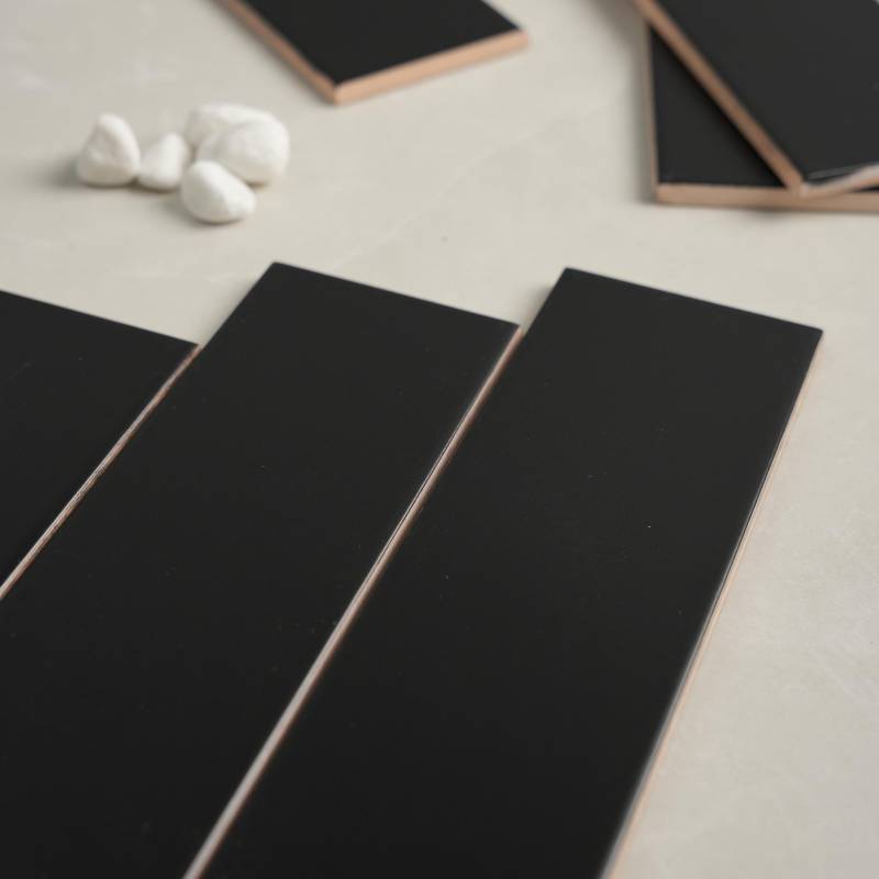 Gạch thẻ 75x300mm đen mờ phẳng hàng loại 1 mã STA75307M