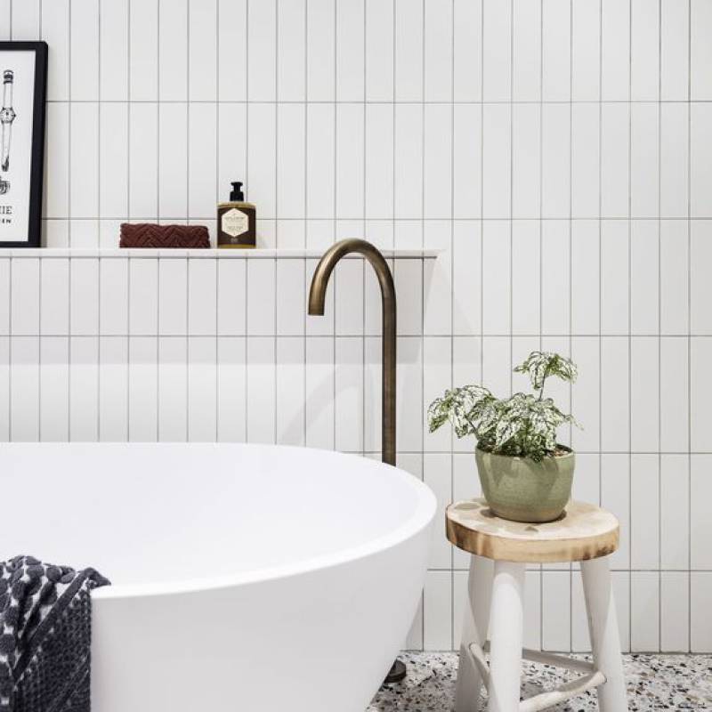 Gạch thẻ cao cấp trắng bóng phẳng KT 75x300mm PSTA75300