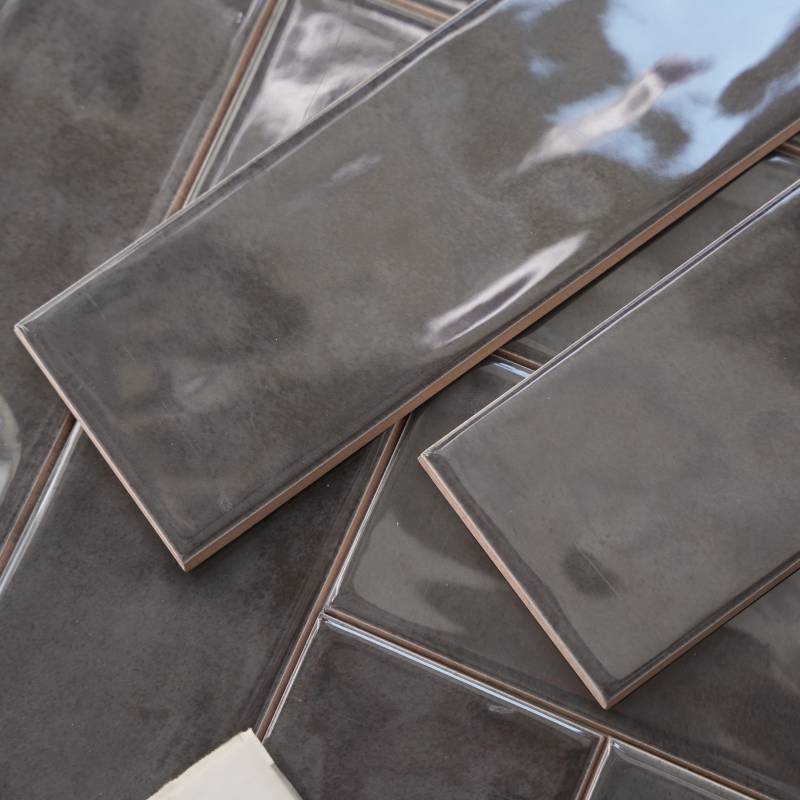 Gạch thẻ bóng lượn mặt KT 75x300mm DS75308