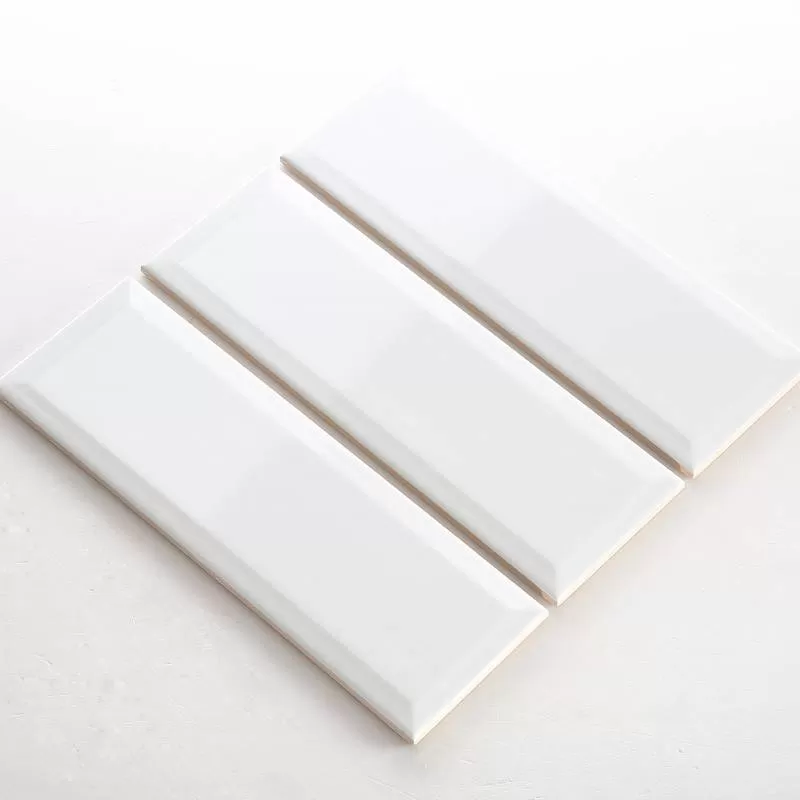 Gạch thẻ trắng bóng vát cạnh KT 100x300mm NGT_M1300X_MDC