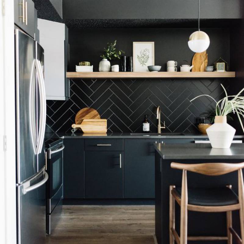 Gạch thẻ cao cấp đen mờ phẳng KT 75x300mm STA75307M