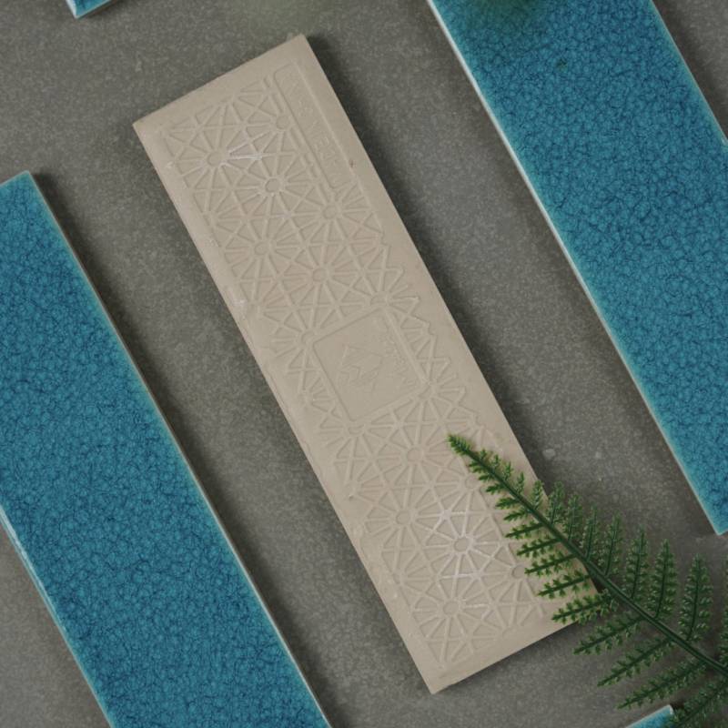 Gạch gốm xanh dương men rạn 60x200mm MBL60204