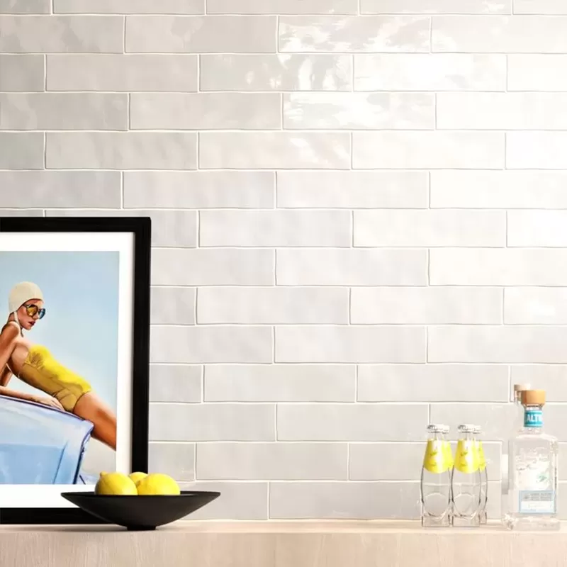 Gạch thẻ be bóng lượn mặt kt 68x280mm M6801H