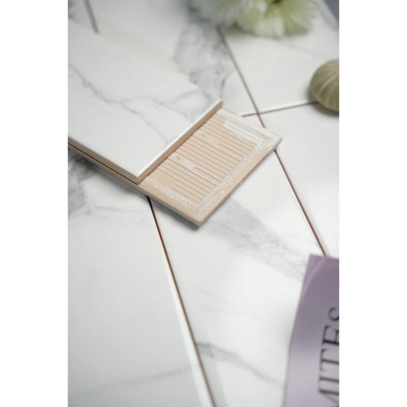 Gạch thẻ trắng vân mây KT 100x300mm 0208-2