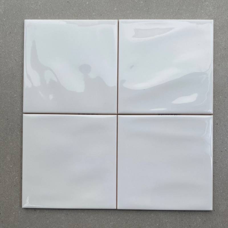 Gạch thẻ KT 150x150mm trắng bóng lượn WH0606P