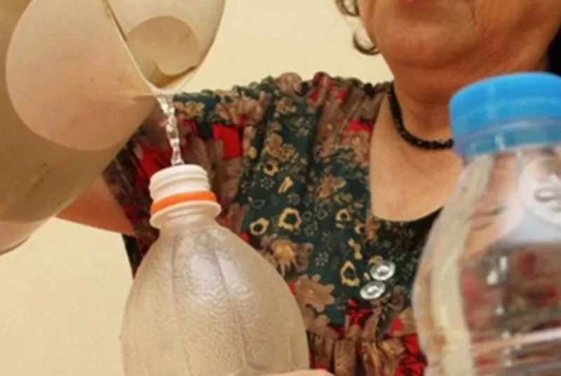 NƯỚC ĐUN SÔI VẪN CÓ THỂ TÁI NHIỄM KHUẨN?