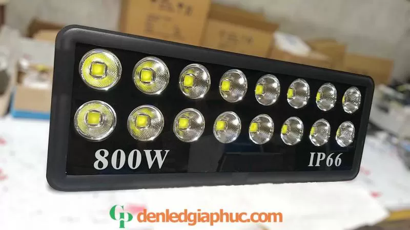 Đèn pha led 800w IP66 ngoài trời siêu sáng BS